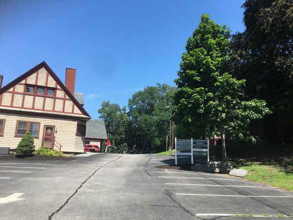 1802 Elm St, Manchester, NH 03104